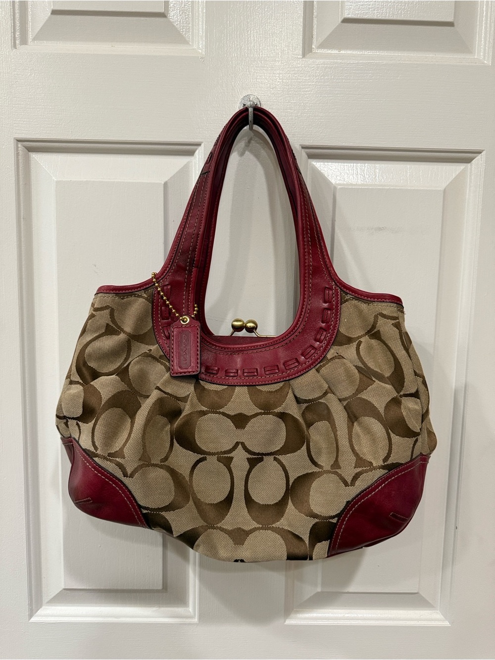 Coach Ergo Pleated Kiss lock Bag Signature Shoulder Bag in Brown & Red